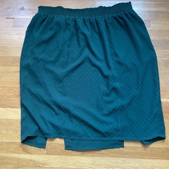 Universal Standard Green Swiss Dot Slit Midi Skirt - Picture 11 of 11